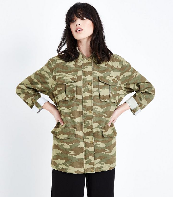 green-camo-print-oversized-shacket