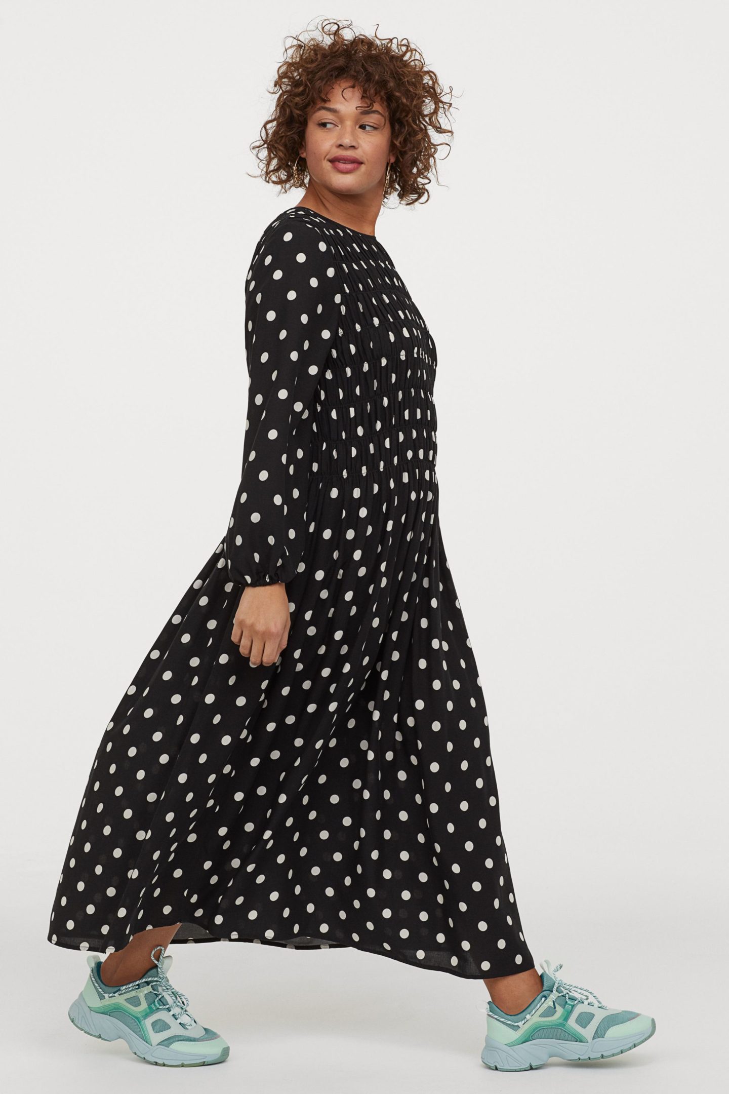 How-to-style-a-polka-dot-dress